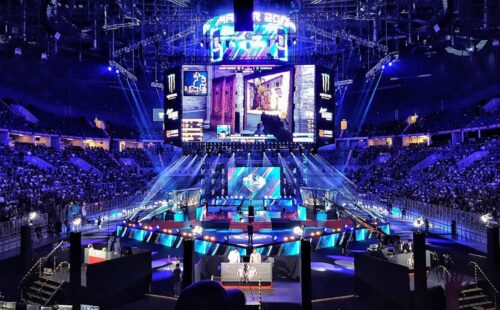 1хСтавка разыграет ценные призы за пари на турнир по CS:GO
