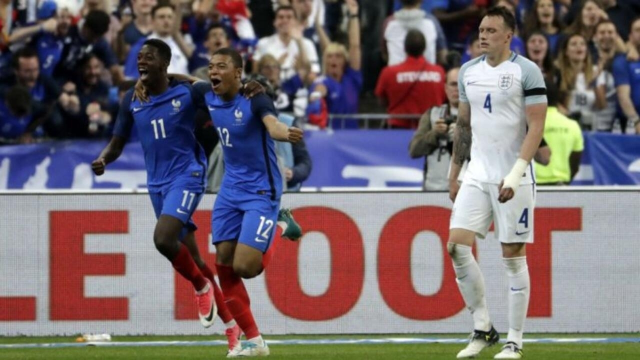 Чем интересен матч Англия – Франция
