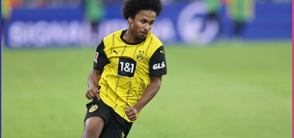 Адейеми может перейти из «Боруссии» в «Манчестер Юнайтед»