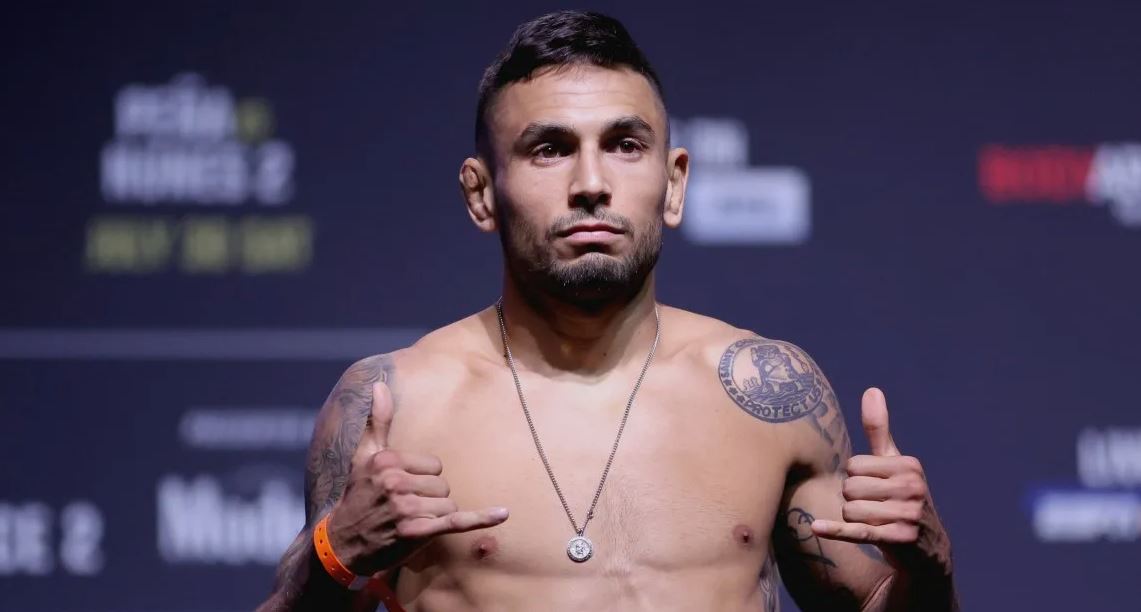 Алмабаев — Перес: прогноз на бой 22 ноября 2025