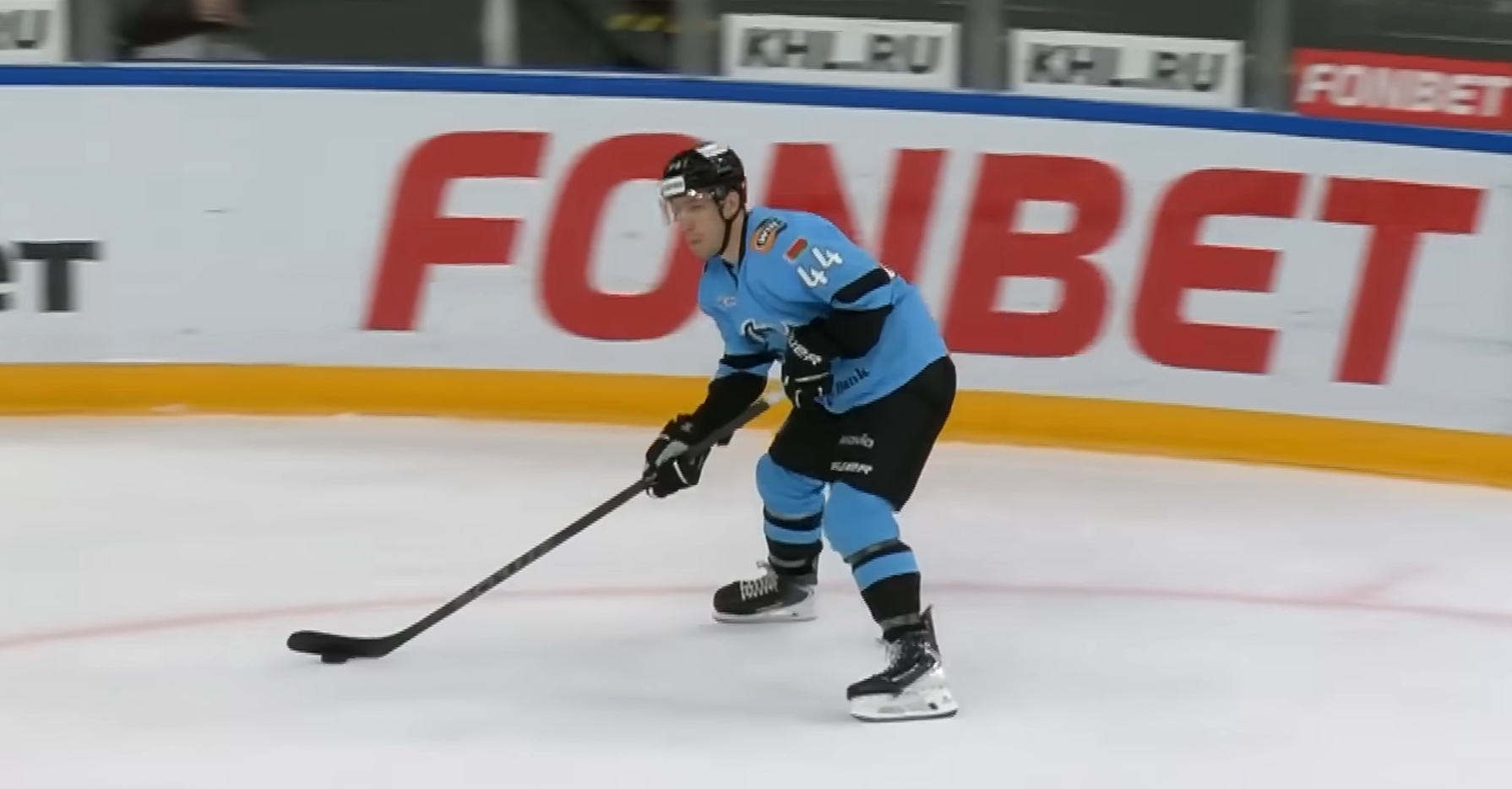 Амур — Динамо Минск прогноз на матч 2 декабря 2025