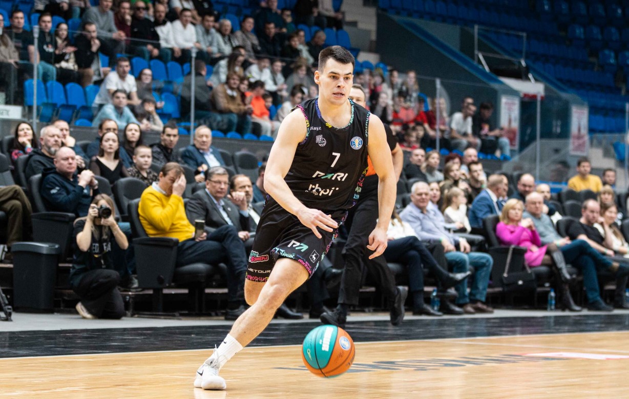 Нижний Новгород — Самара прогноз на матч 26 декабря 2025