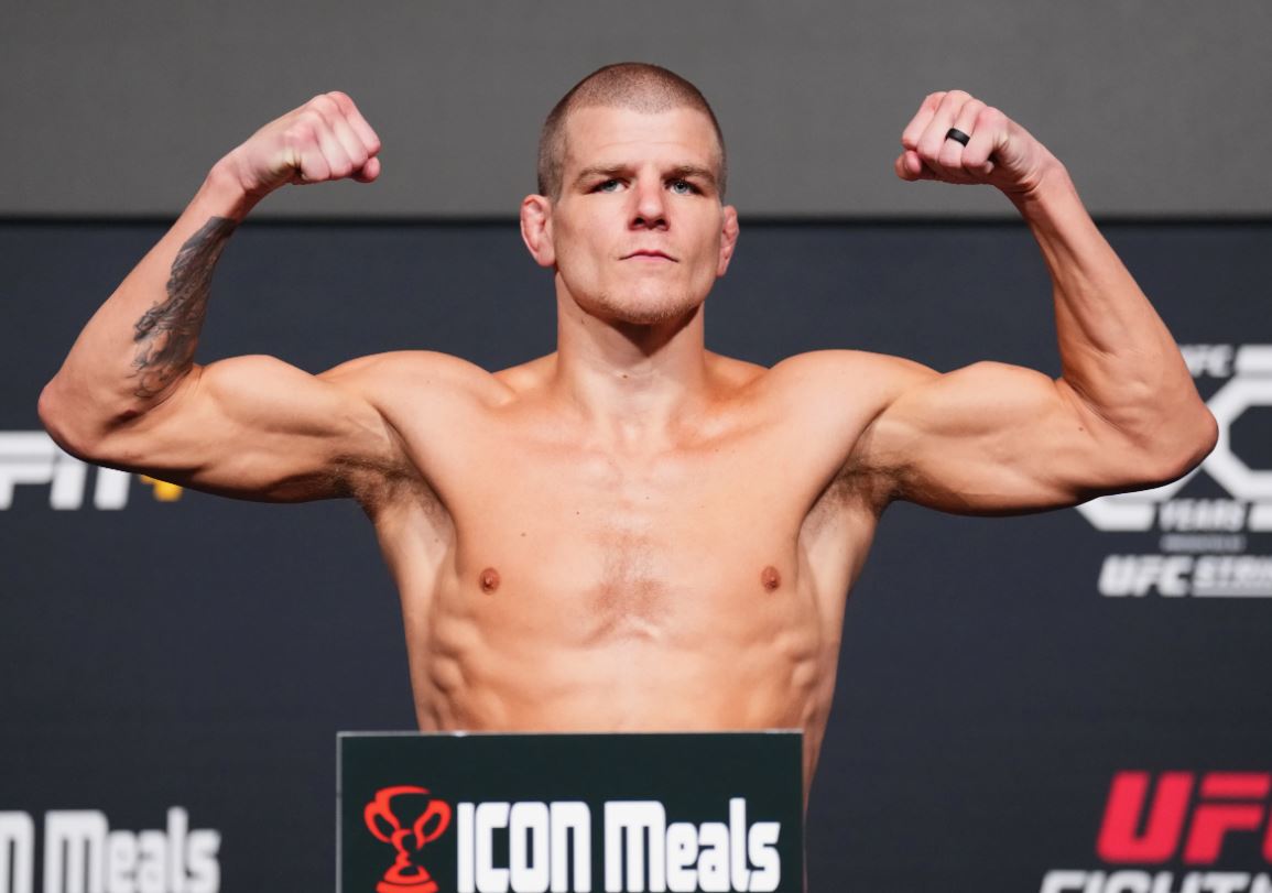 Доусон — Торрес: прогноз на бой 7 декабря 2025