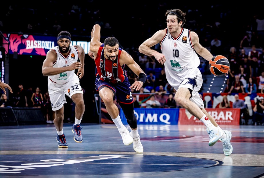 Олимпия — Панатинаикос прогноз на матч 11 декабря 2025