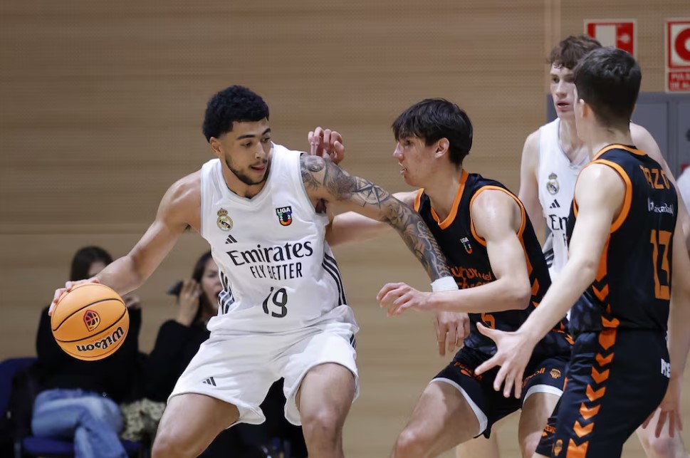 Реал — Баскония прогноз на матч 11 декабря 2025