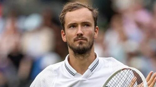 Медведев на Australian Open играет с Де Йонгом: будут ли проблемы у россиянина?