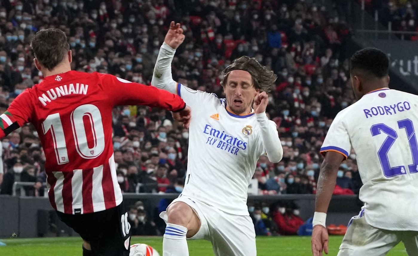 Осасуна — Атлетик Бильбао прогноз на матч 3 января 2026