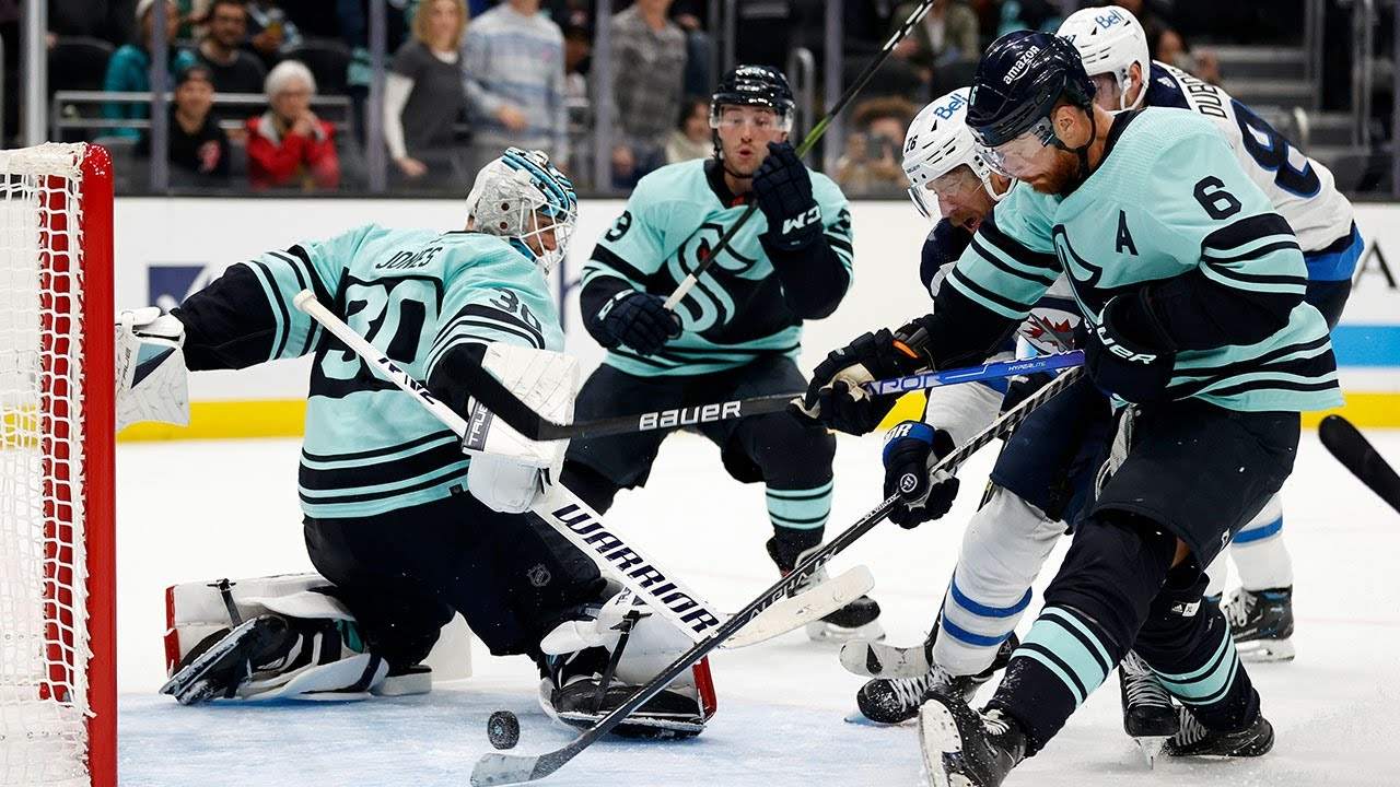 Вегас — Сиэтл: где смотреть трансляцию и во сколько начало