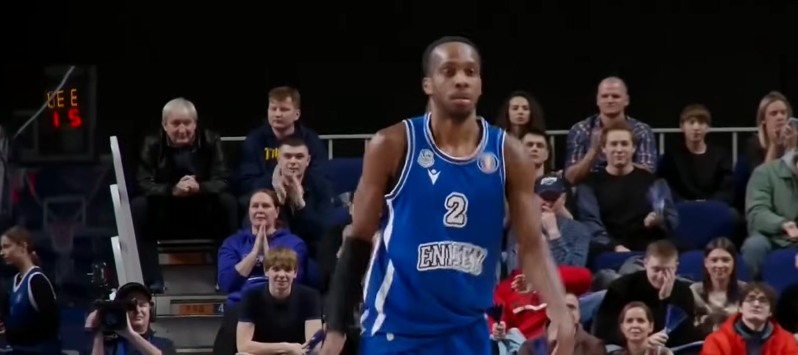 Прогноз на матч Уралмаш — Енисей. Стабильный Екатеринбург снесет оппонента