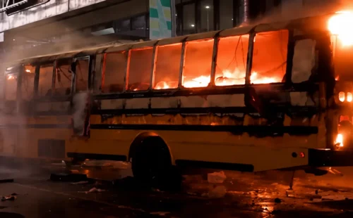 После победы «Никс» в Манхэттене подожгли автобус ЧМ-2026