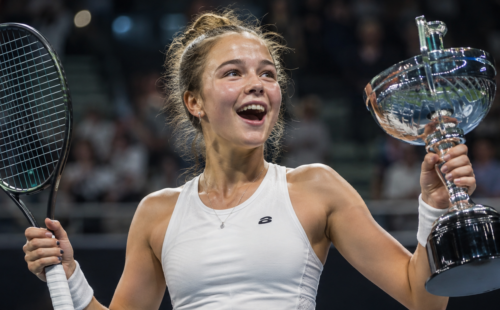 Кристина Лютова в 16 лет выиграла дебютный турнир WTA
